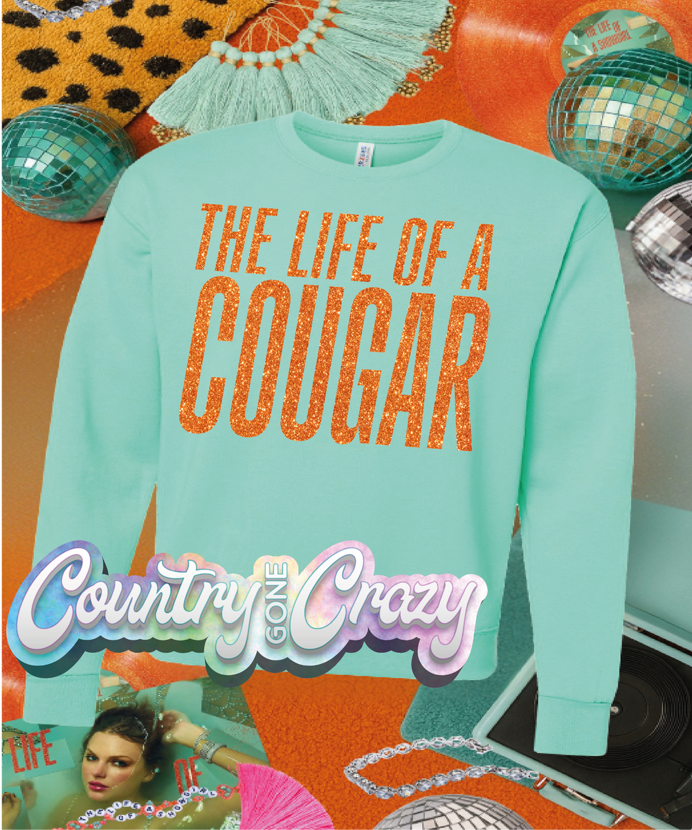 THE LIFE OF A COUGAR //-Country Gone Crazy-Country Gone Crazy