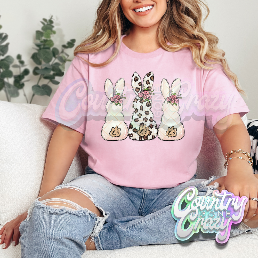 BUNNY TRIO - LIGHT PINK T-SHIRT-Country Gone Crazy-Country Gone Crazy