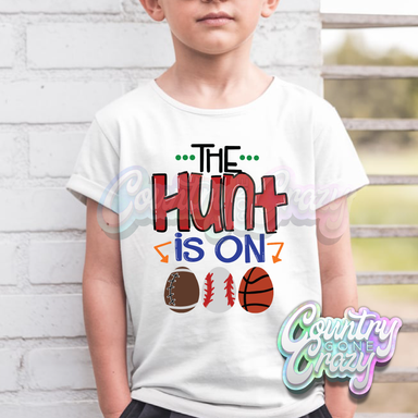 THE HUNT IS ON - WHITE T-SHIRT-Country Gone Crazy-Country Gone Crazy