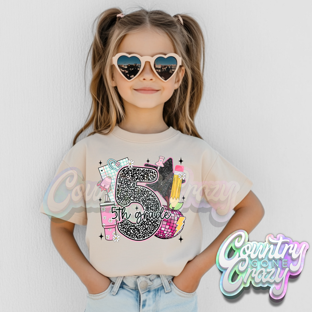 COMPOSITION STAR // GRADE LEVEL // T-SHIRT
