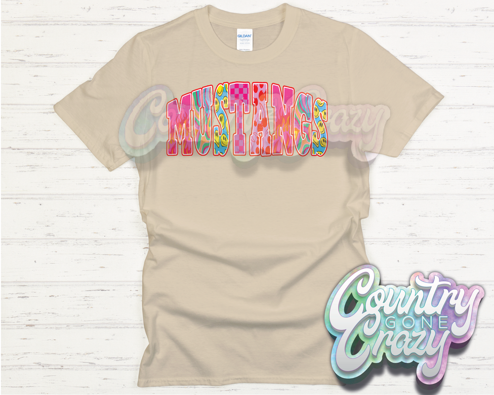 MUSTANGS // GOOD VIBES // T-Shirt-Country Gone Crazy-Country Gone Crazy