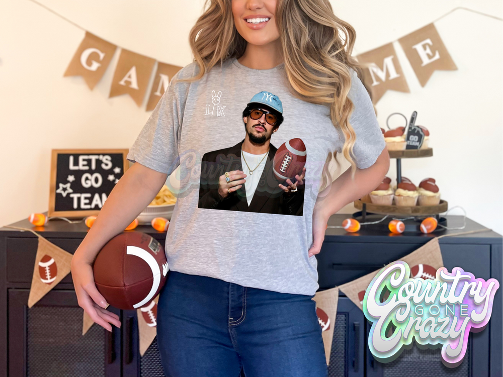 BENITO WITH FOOTBALL LX //-Country Gone Crazy-Country Gone Crazy