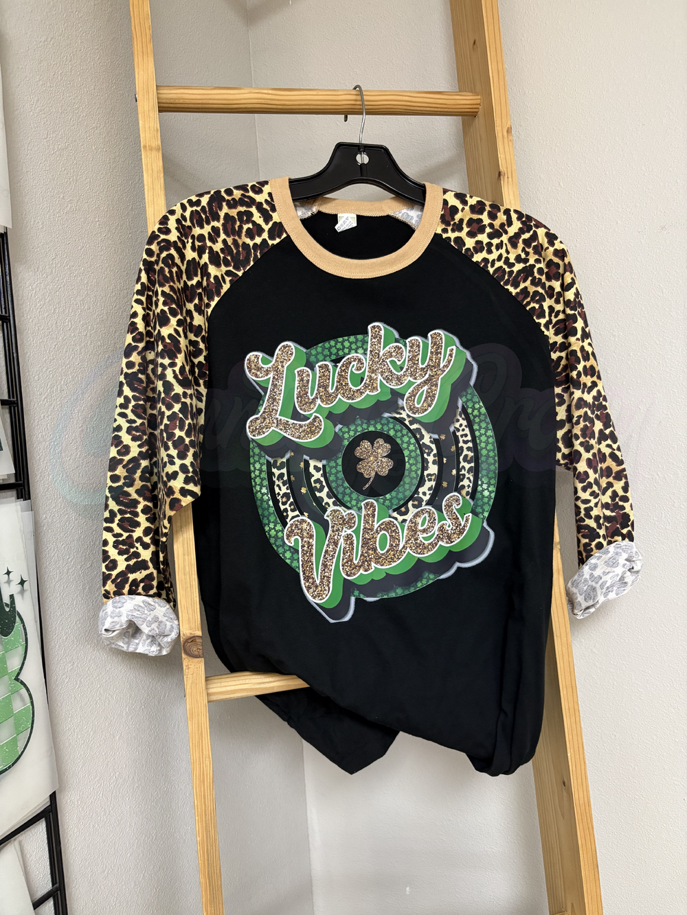 Lucky Vibes (FLASH SALE) •• JLT Raglan// Cheetah Sleeves